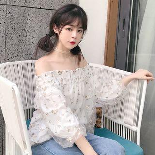 Off-shoulder Embroidered 3/4-sleeve Top