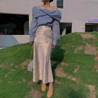 Off-shoulder Blouse / Geometric Print Midi A-line Skirt