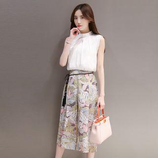 Set: Sleeveless Chiffon Top + Printed Wide Leg Cropped Pants