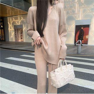 V-neck Plain Sweater / Straight Leg Pants
