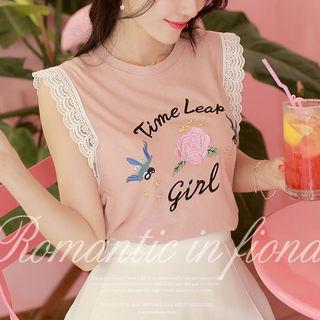 Lace-trim Rose Embroidered T-shirt
