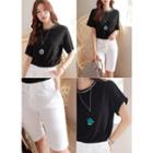 Slit-side Knee-length Shorts