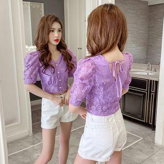 Short-sleeve Buttoned Lace Crop Top