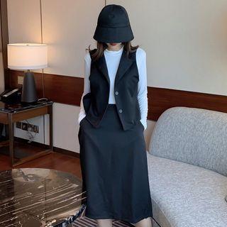 Long-sleeve Plain T-shirt / Single-breasted Vest + Plain Medium Long Skirt