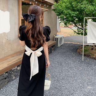 Short-sleeve Square-neck Bow Back Midi A-line Dress