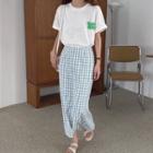 Short-sleeve Lettering T-shirt / Gingham Midi A-line Skirt