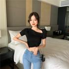 Asymmetrical Short-sleeve Cropped T-shirt