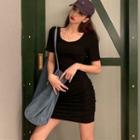 Short-sleeve Shirred Sheath T-shirt Dress