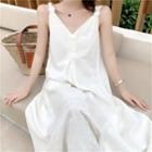 Sleeveless V-neck A-line Sundress