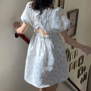 Puff-sleeve Floral Open-back A-line Dress