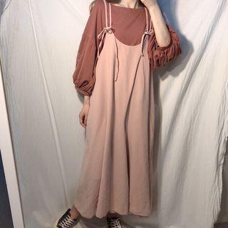 Crew-neck 3/4-sleeve T-shirt / Cropped Wide-leg Jumper Pants