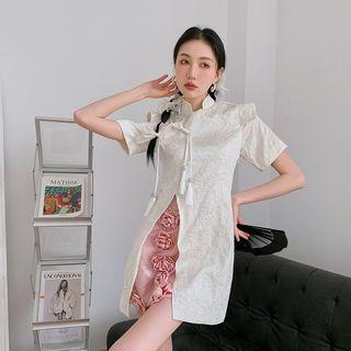 Short-sleeve Floral Frog Buttoned A-line Dress