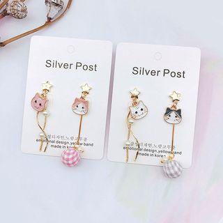 Non-matching Faux Pearl Cat & Star Dangle Earring