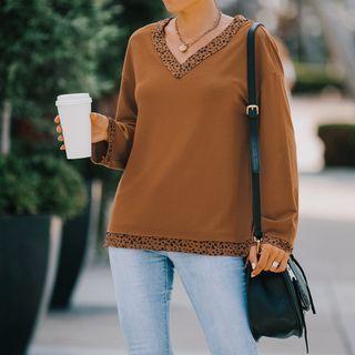 Long-sleeve Leopard Print Contrast Trim T-shirt