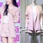 One-button Blazer / Short-sleeve T-shirt / Shorts
