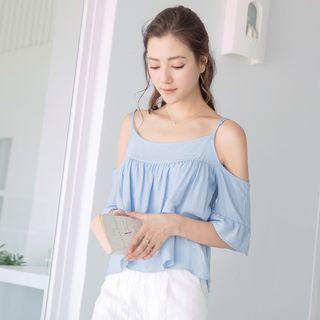 3/4-sleeve Cutout Shoulder Ruffle Top