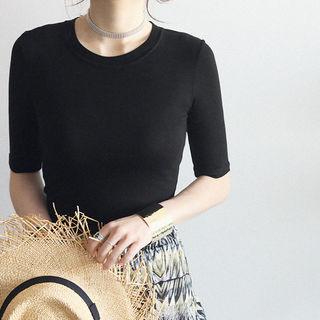 Round-neck Short-sleeve Slim-fit T-shirt