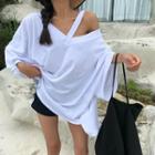 One Shoulder 3/4-sleeve T-shirt