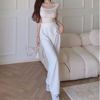 Short-sleeve Square-neck T-shirt / Wide Leg Pants