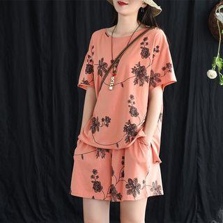 Set: Short-sleeve Floral T-shirt + Wide-leg Shorts