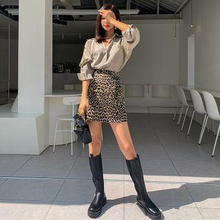 Set: Loose-fit Shirt + A-line Mini Leopard Skirt