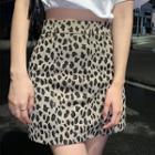 Leopard Print Mini A-line Skirt / Short-sleeve Print T-shirt