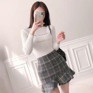 Mock-neck Letter-appliqu  Knit Top
