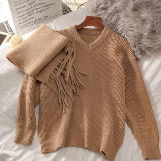 Set: V-neck Sweater + Scarf Coffee - One Size