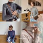 Mock-turtleneck Ribbed T-shirt