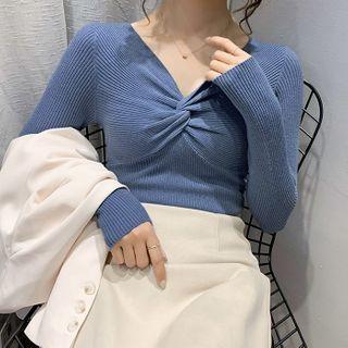 V-neck Twist Knit Top