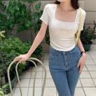 Short-sleeve Square-neck Embroider Cropped Top