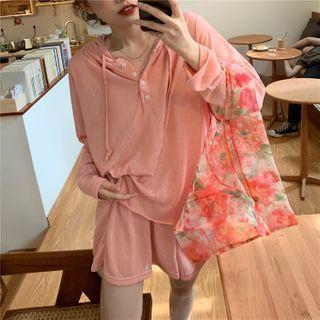 Plain Long-sleeve Hooded Top / Shorts