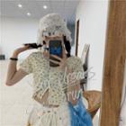Floral Print Buttoned Short-sleeve Cropped T-shirt