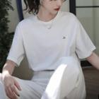 Elbow-sleeve Logo Embroidered T-shirt White - One Size