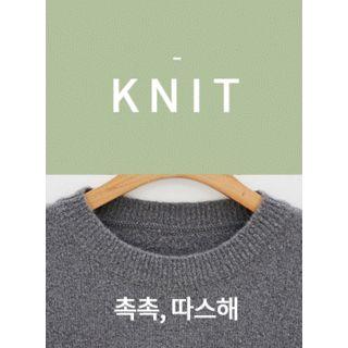 Crewneck Colored Knit Top