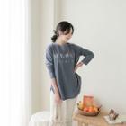Round-hem Lettered T-shirt
