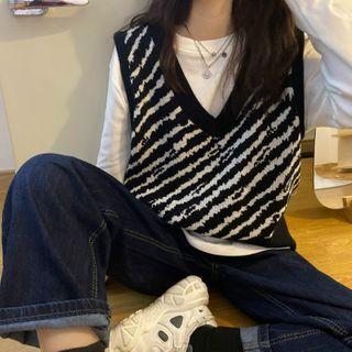 Long-sleeve T-shirt / Zebra Print Knit Vest