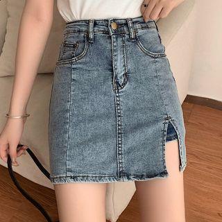 Denim Pencil Skirt / Short-sleeve T-shirt