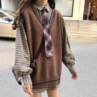 Plaid Shirt With Tie / Knit Vest