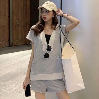 Set: Contrast Trim Cap-sleeve T-shirt + Wide-leg Shorts As Shown In Figure - One Size