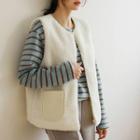 Knit Pocket Sherpa-fleece Vest