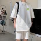 Round-neck Plain Short Sleeve T-shirt/ Plain Sweat Shorts