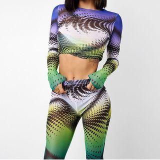 Set: Color Block Long-sleeve Cropped Top + High-waist Yoga Pants