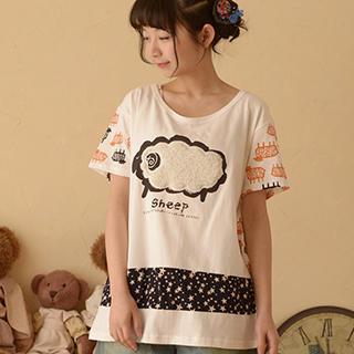 Sheep Appliqu  T-shirt