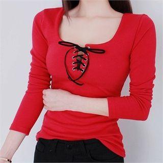 Square-neck Lace-up T-shirt