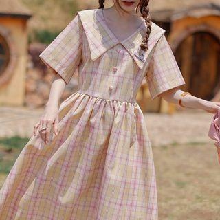 Short-sleeve Sailor-collar Plaid Midi Dress