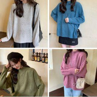 Plain Loose-fit Sweater - 4 Colors