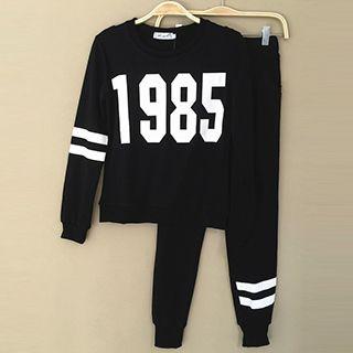 Set: Number Print Pullover + Sweatpants