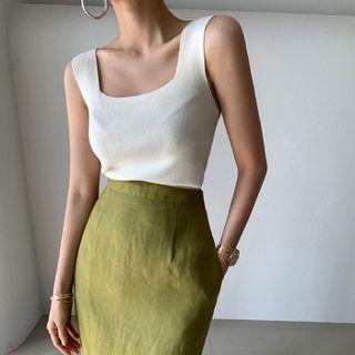Square Neck Knit Tank Top / High Waist Slit Pencil Skirt