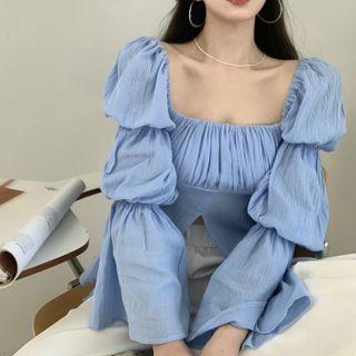 Puff-sleeve Shirred Slit Blouse